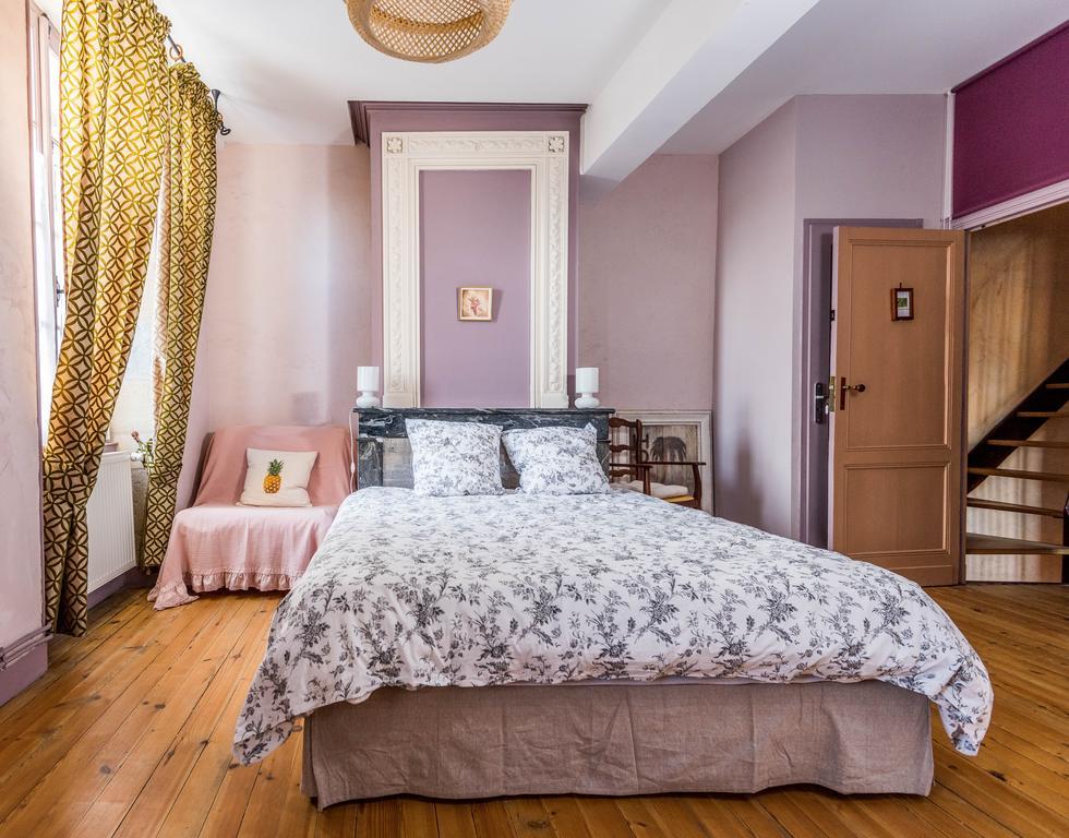Chambres D'Hotes Le Relais Des Remparts Rions 外观 照片