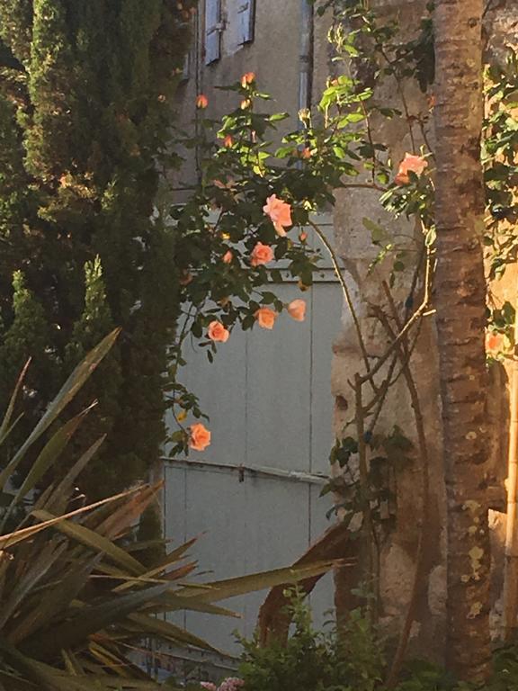 Chambres D'Hotes Le Relais Des Remparts Rions 外观 照片
